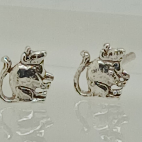 Vintage Jewelry - 925 Sterling Silver Mouse Stud Earrings Tiny Animal Rodent Post Jewelry NEW